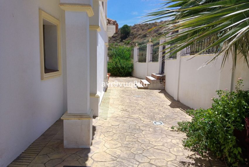 R2922638-Villa-For-Sale-La-Cala-Golf-Detached-5-Beds-440-Built-11