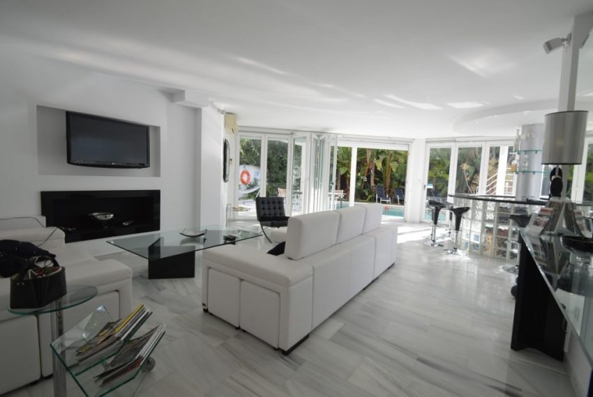 R3857431-Villa-For-Sale-Marbella-Detached-4-Beds-536-Built-7