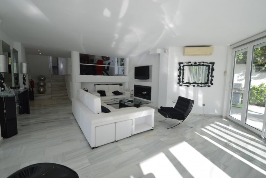 R3857431-Villa-For-Sale-Marbella-Detached-4-Beds-536-Built-8