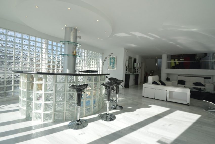 R3857431-Villa-For-Sale-Marbella-Detached-4-Beds-536-Built-9