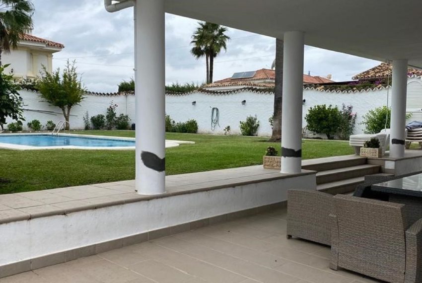 R4307281-Villa-For-Sale-Estepona-Detached-3-Beds-180-Built-4