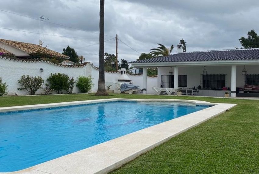 R4307281-Villa-For-Sale-Estepona-Detached-3-Beds-180-Built-7