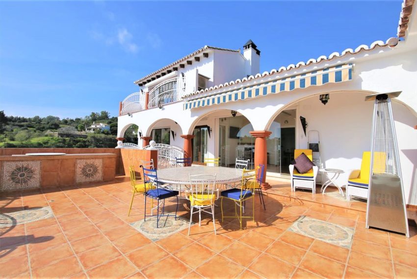 R4332064-Villa-For-Sale-Estepona-Detached-3-Beds-400-Built-11