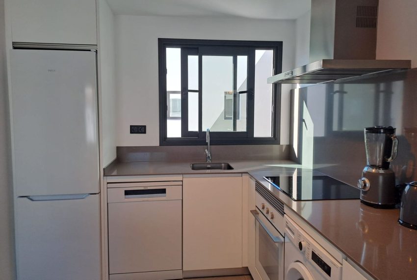 R4620469-Apartment-For-Sale-Cancelada-Penthouse-2-Beds-84-Built-5