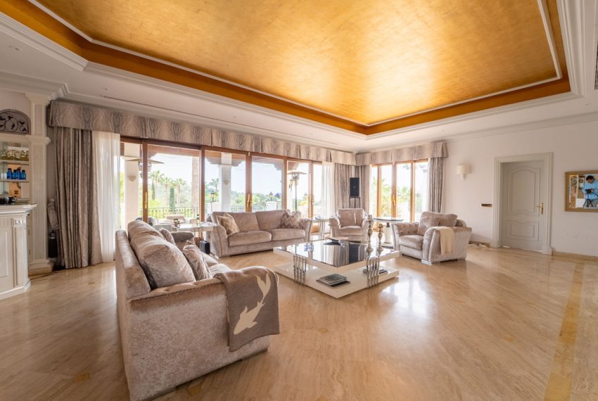 R4717372-Villa-For-Sale-Benahavis-Detached-16-Beds-1337-Built-4