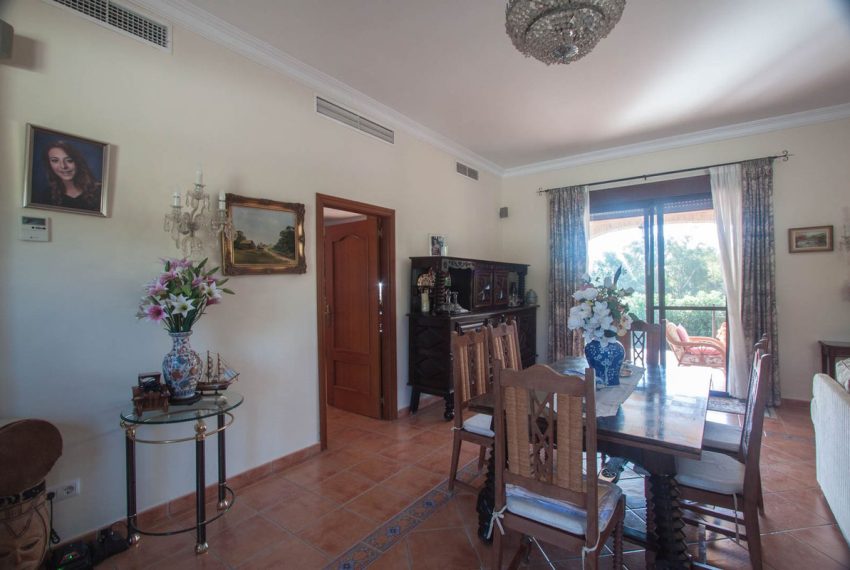 R4420039-Villa-For-Sale-Estepona-Finca-3-Beds-562-Built-11