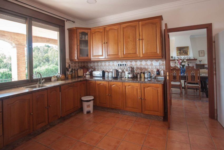 R4420039-Villa-For-Sale-Estepona-Finca-3-Beds-562-Built-13