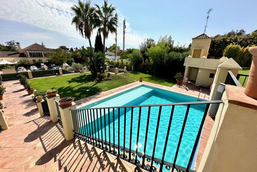 R4429861-Villa-For-Sale-The-Golden-Mile-Semi-Detached-10-Beds-280-Built-13