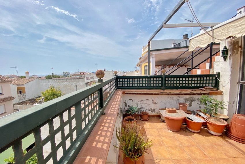 R4453009-Townhouse-For-Sale-Marbella-Terraced-7-Beds-174-Built-5