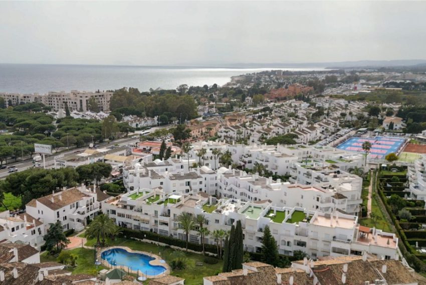 R4678687-Apartment-For-Sale-New-Golden-Mile-Penthouse-2-Beds-85-Built-2