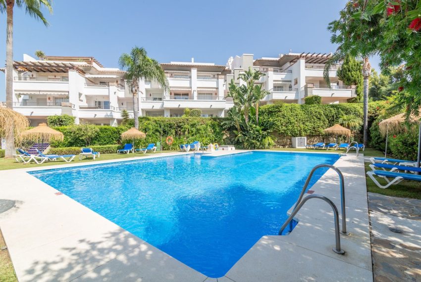 R4729624-Apartment-For-Sale-Los-Arqueros-Middle-Floor-3-Beds-110-Built