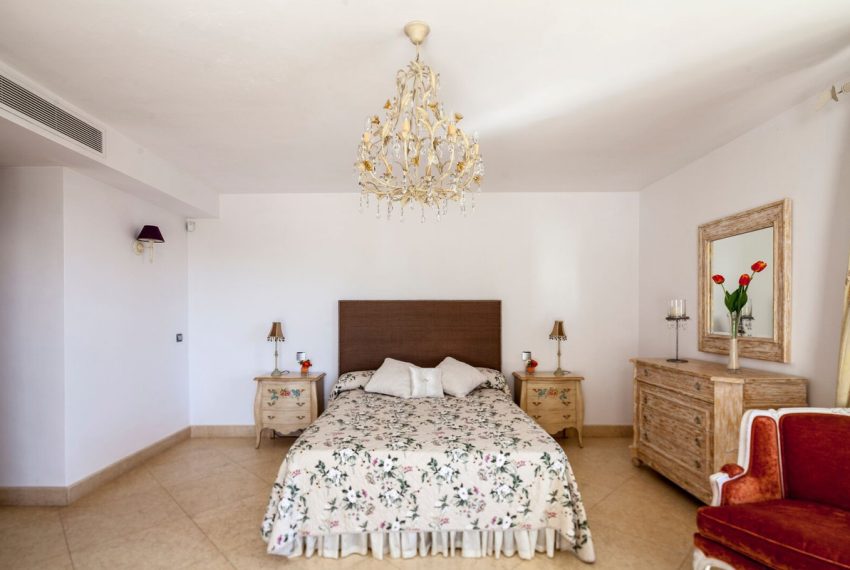 R2927477-Villa-For-Sale-The-Golden-Mile-Detached-4-Beds-282-Built-13