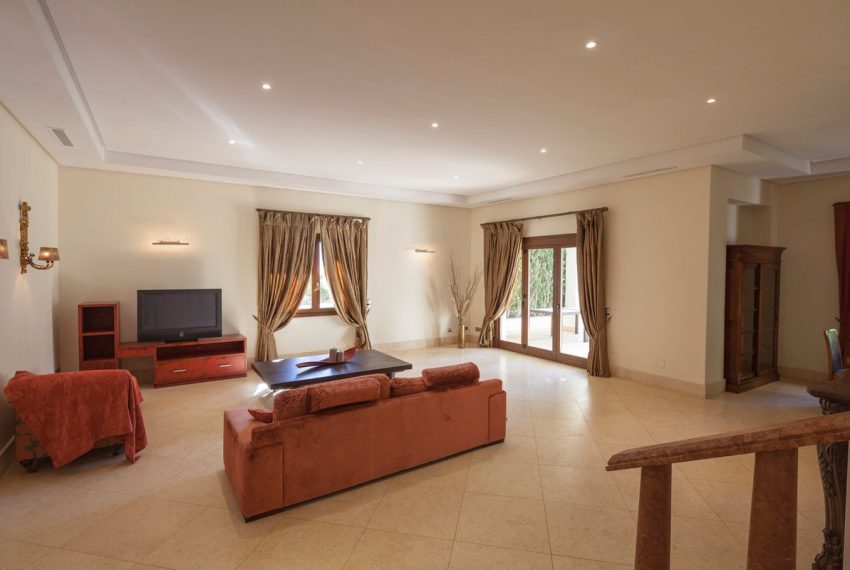 R2927477-Villa-For-Sale-The-Golden-Mile-Detached-4-Beds-282-Built-4