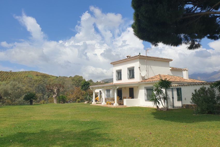 R4096084-Villa-For-Sale-La-Cala-Golf-Finca-4-Beds-280-Built