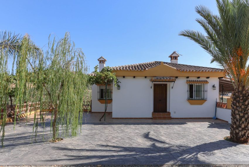 R4115845-Villa-For-Sale-Guaro-Detached-3-Beds-208-Built-4