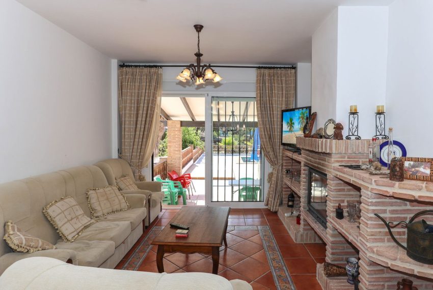 R4115845-Villa-For-Sale-Guaro-Detached-3-Beds-208-Built-8