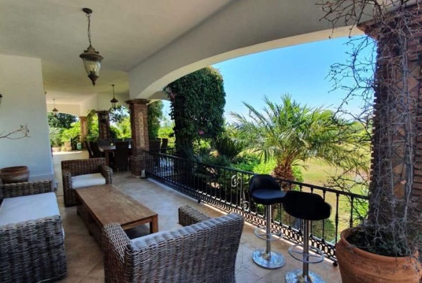 R4141156-Villa-For-Sale-Benahavis-Detached-6-Beds-700-Built-6