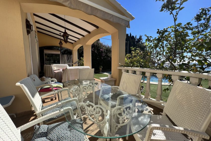 R4225318-Villa-For-Sale-Marbella-Detached-5-Beds-320-Built-6