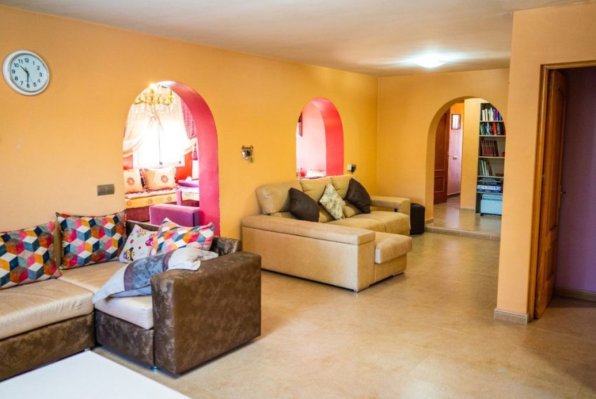 R4366270-Villa-For-Sale-El-Padron-Finca-7-Beds-220-Built-6