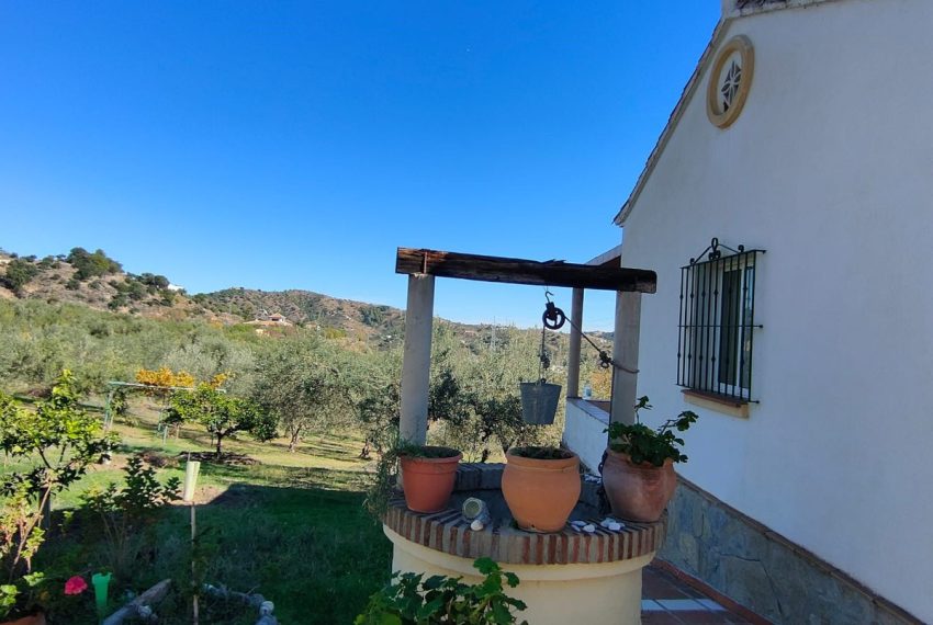 R4505308-Villa-For-Sale-Monda-Finca-1-Beds-40-Built