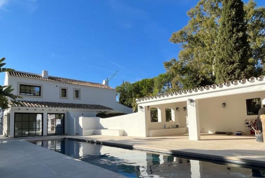 R4676050-Villa-For-Sale-Benahavis-Detached-5-Beds-300-Built-2