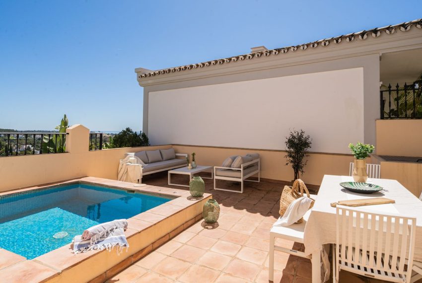 R4690081-Villa-For-Sale-Nueva-Andalucia-Semi-Detached-3-Beds-209-Built-1