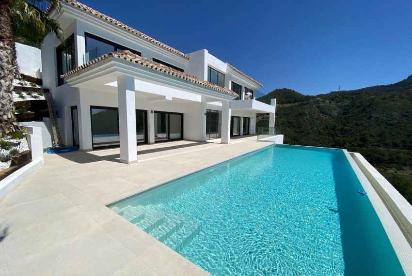 R4712692-Villa-For-Sale-Benahavis-Detached-5-Beds-443-Built