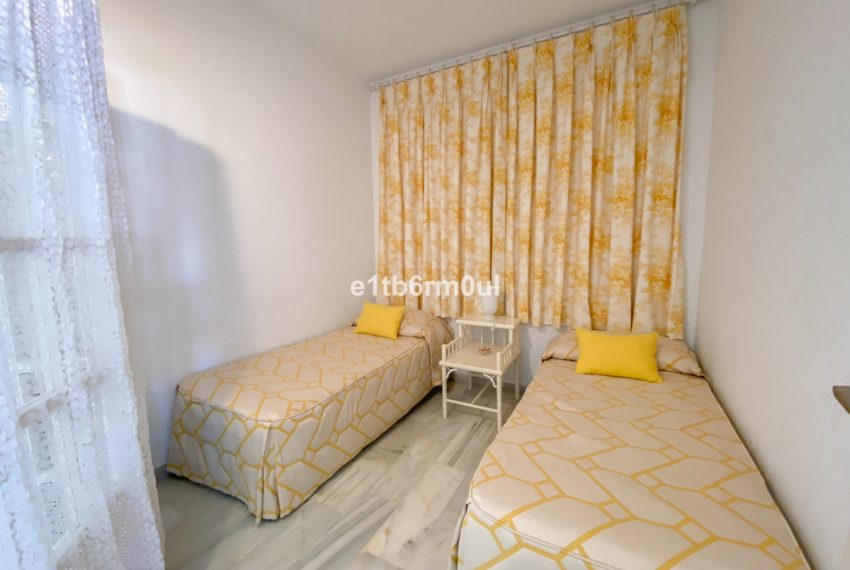 R4775539-Apartment-For-Sale-The-Golden-Mile-Middle-Floor-2-Beds-82-Built-13