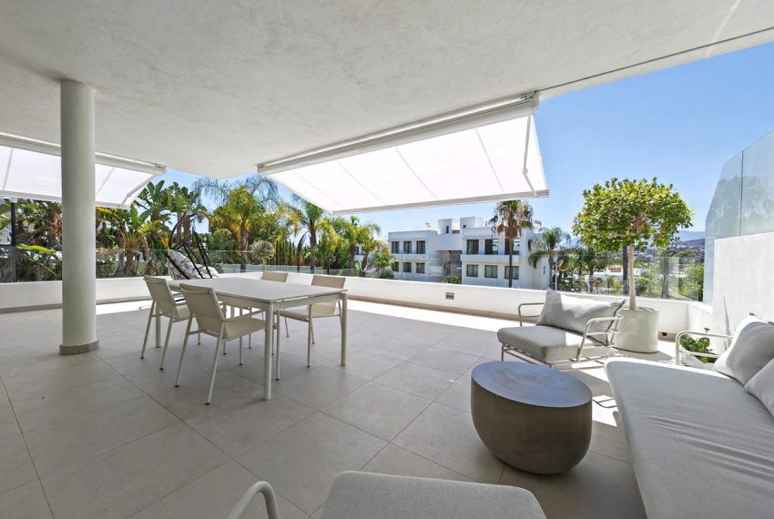 R4786195-Apartment-For-Sale-Estepona-Middle-Floor-3-Beds-122-Built