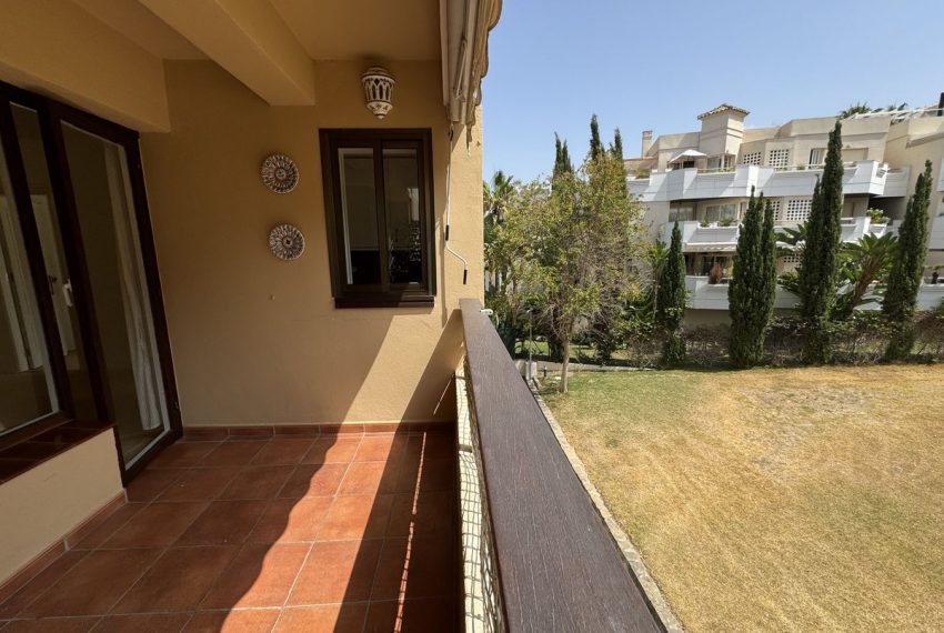 R4793278-Apartment-For-Sale-Nueva-Andalucia-Middle-Floor-2-Beds-74-Built-9