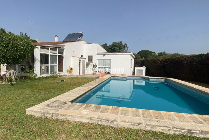 R4794091-Villa-For-Sale-New-Golden-Mile-Detached-5-Beds-139-Built-11