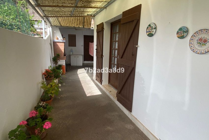 R4794091-Villa-For-Sale-New-Golden-Mile-Detached-5-Beds-139-Built-4