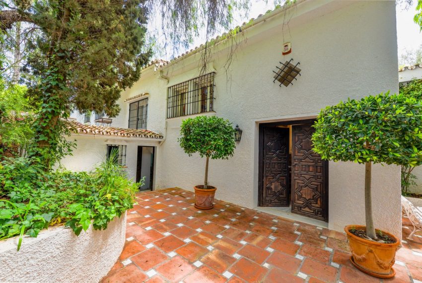 R3627926-Villa-For-Sale-Marbella-Detached-4-Beds-581-Built-7