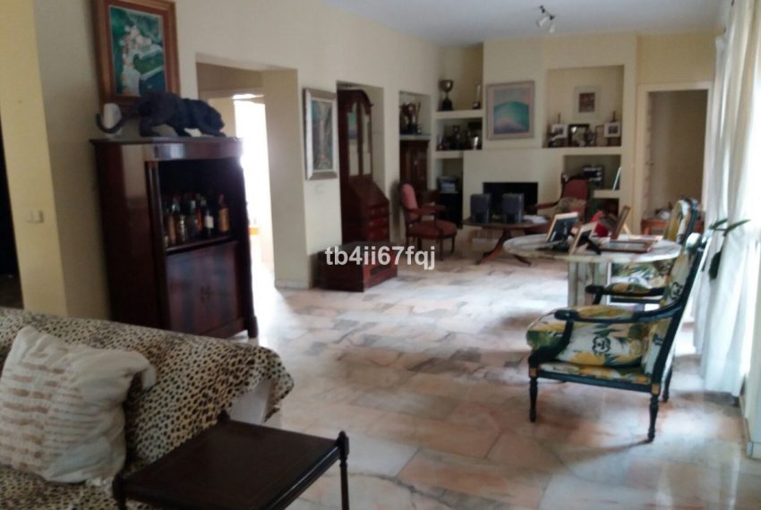 R3670745-Villa-For-Sale-Atalaya-Detached-7-Beds-920-Built-15