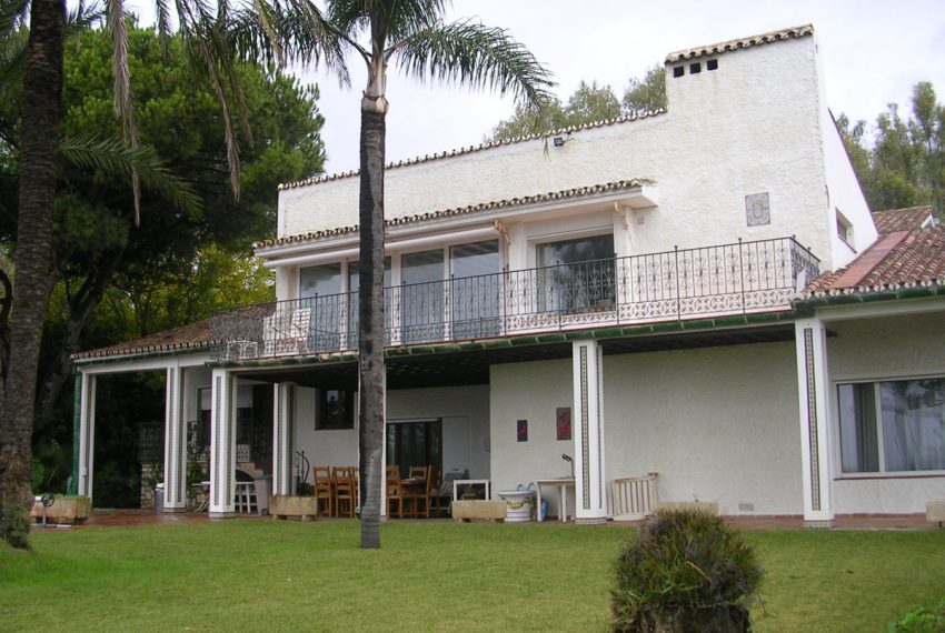 R3855409-Villa-For-Sale-Los-Monteros-Detached-5-Beds-420-Built-14