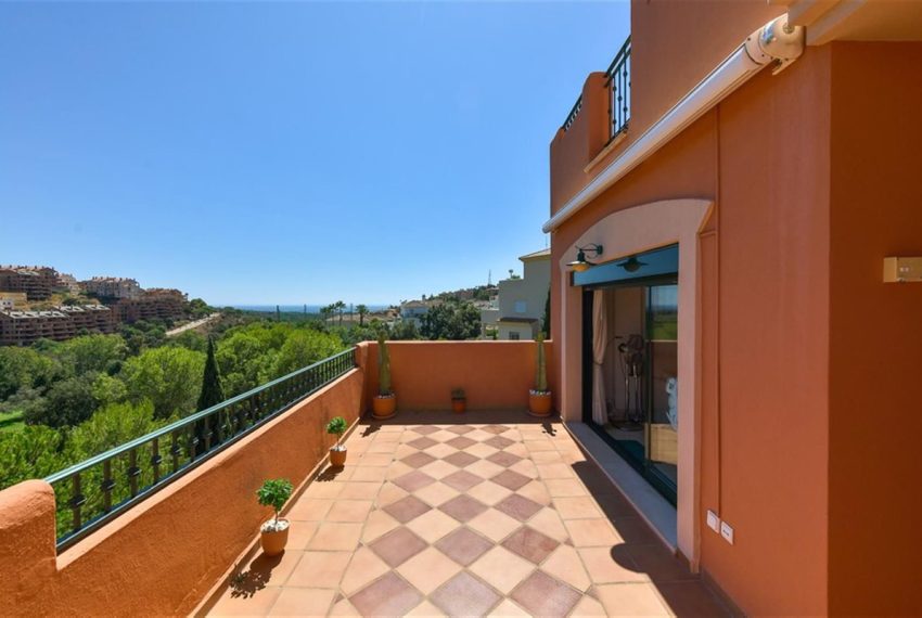 R4053967-Apartment-For-Sale-Elviria-Penthouse-2-Beds-111-Built-3