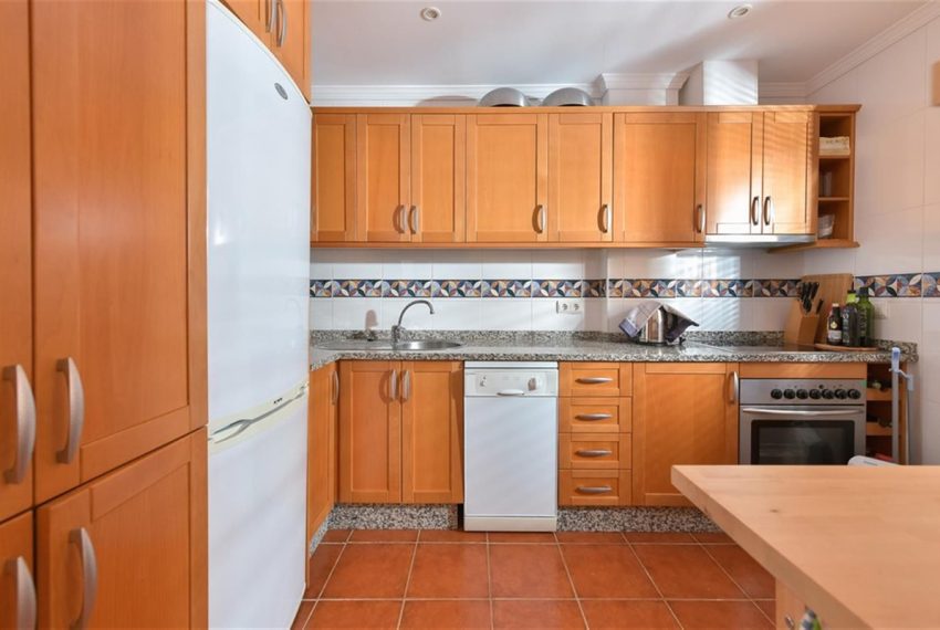 R4053967-Apartment-For-Sale-Elviria-Penthouse-2-Beds-111-Built-7