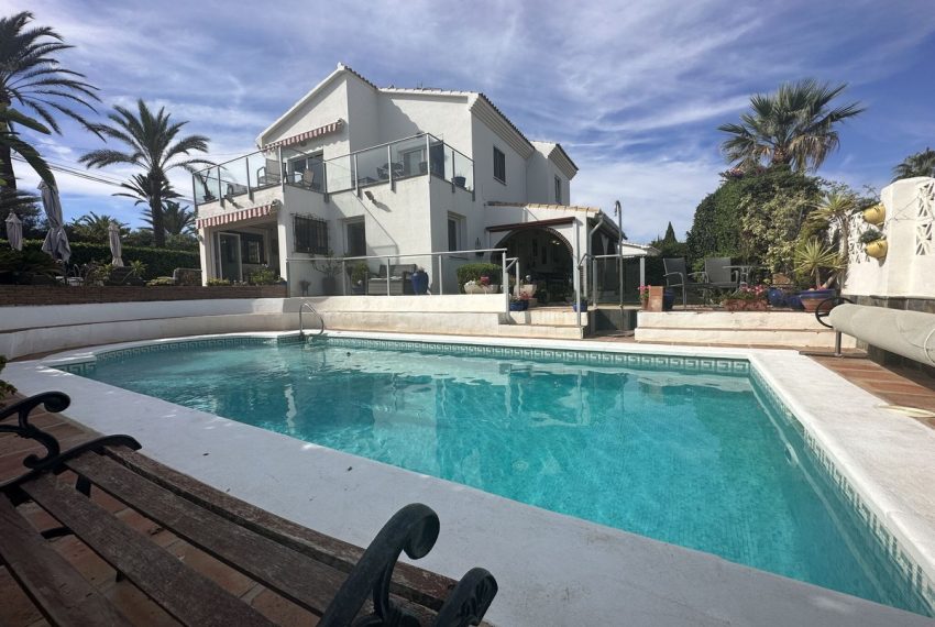 R4441141-Villa-For-Sale-La-Cala-de-Mijas-Detached-4-Beds-276-Built