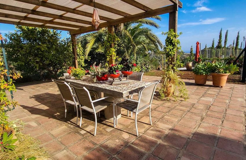 R4677970-Villa-For-Sale-Estepona-Detached-2-Beds-92-Built-17