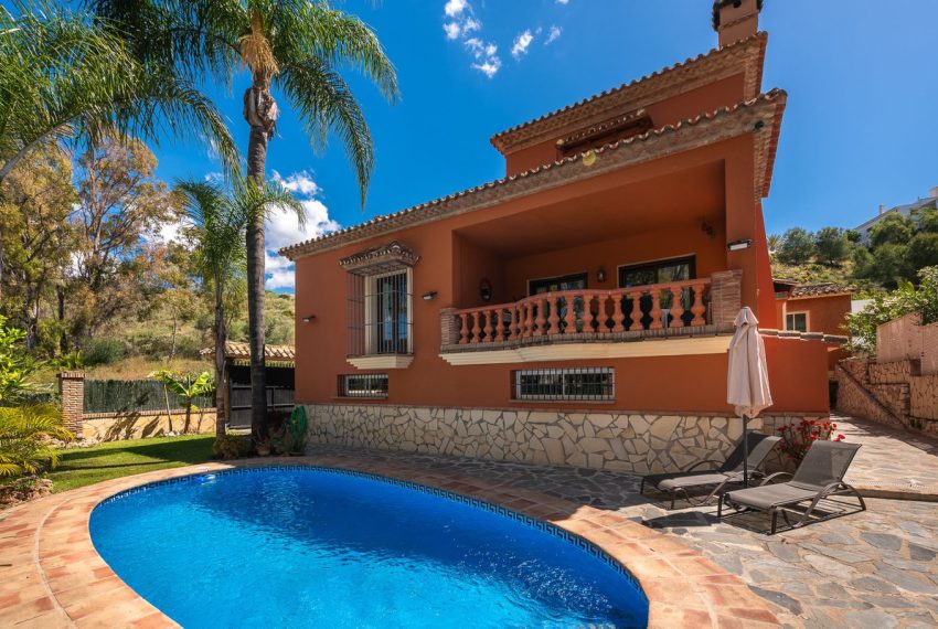 R4710361-Villa-For-Sale-Nueva-Andalucia-Detached-4-Beds-353-Built-13