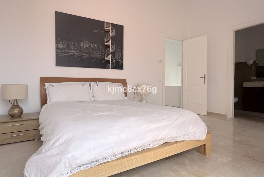 R4748164-Apartment-For-Sale-Calahonda-Penthouse-3-Beds-150-Built-19