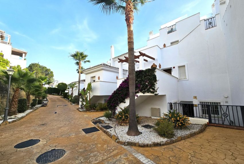 R4752376-Apartment-For-Sale-Aloha-Ground-Floor-2-Beds-75-Built-18