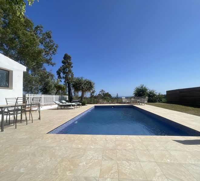 R4760932-Image 1-Finca - 3 Beds - 145 Built