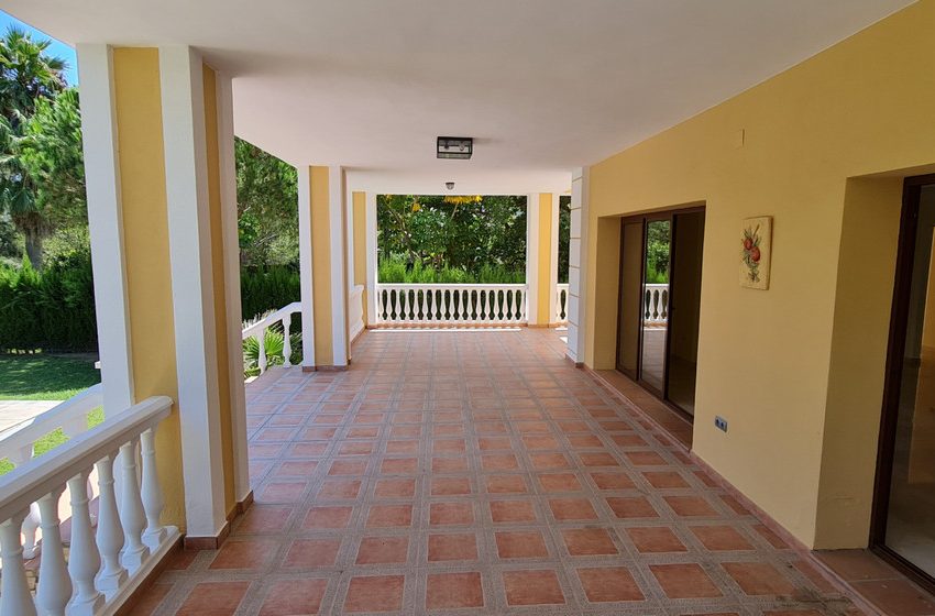 R4765366-Villa-For-Sale-Las-Chapas-Detached-4-Beds-475-Built-6