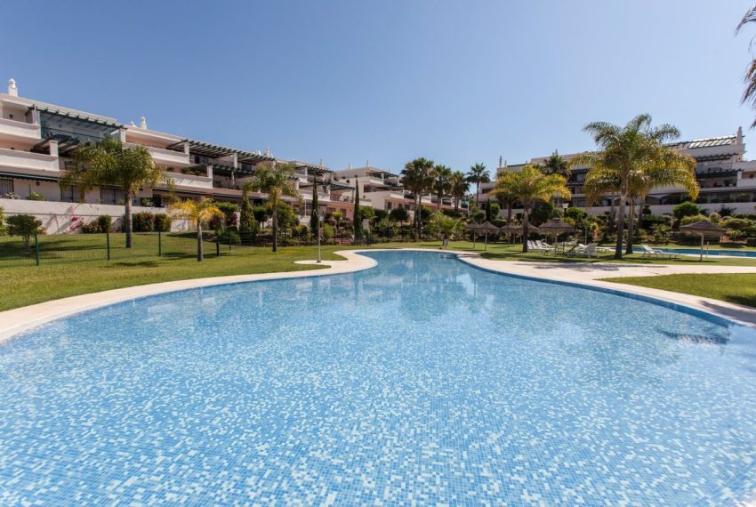 R4784320-Apartment-For-Sale-Nueva-Andalucia-Middle-Floor-2-Beds-128-Built-3