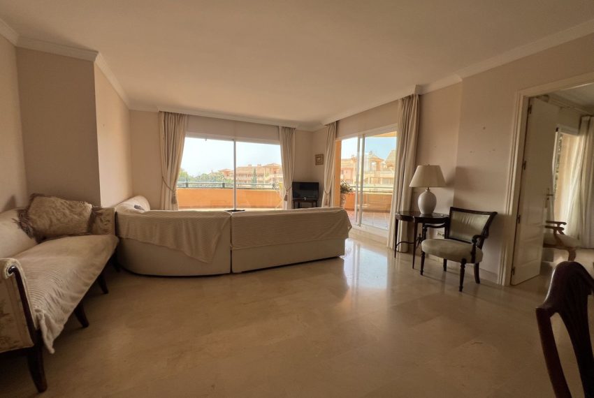 R4797616-Apartment-For-Sale-Elviria-Penthouse-3-Beds-122-Built-4