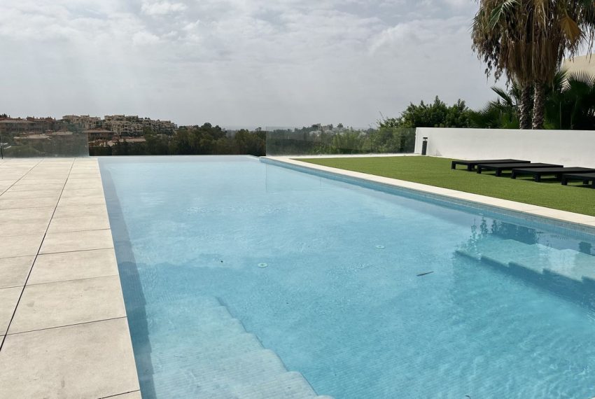 R4804225-Villa-For-Sale-Benahavis-Detached-7-Beds-760-Built-1