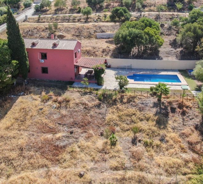 R4808149-Image 1-Finca - 3 Beds - 160 Built