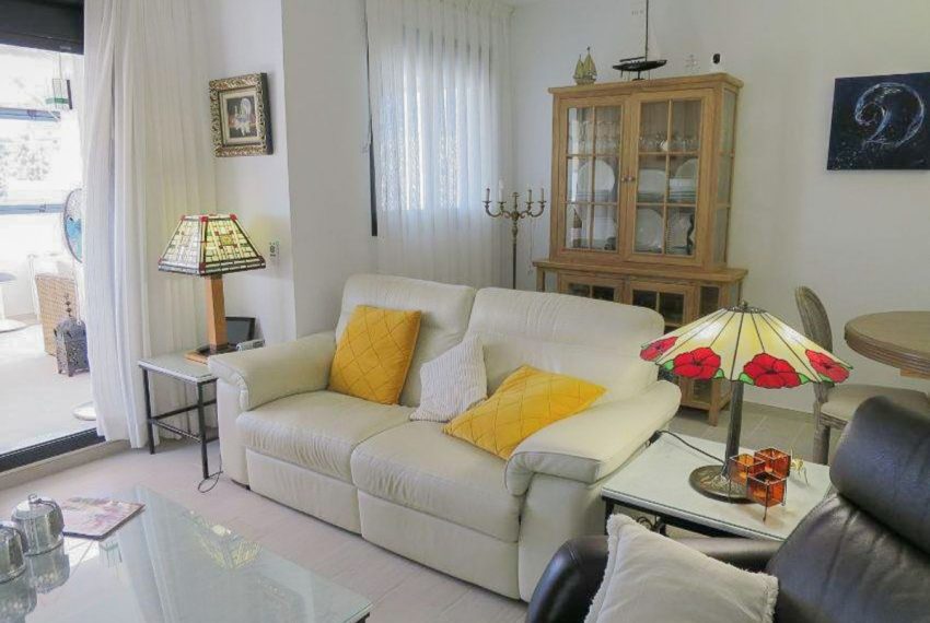 R4819537-Apartment-For-Sale-Estepona-Penthouse-3-Beds-135-Built-2