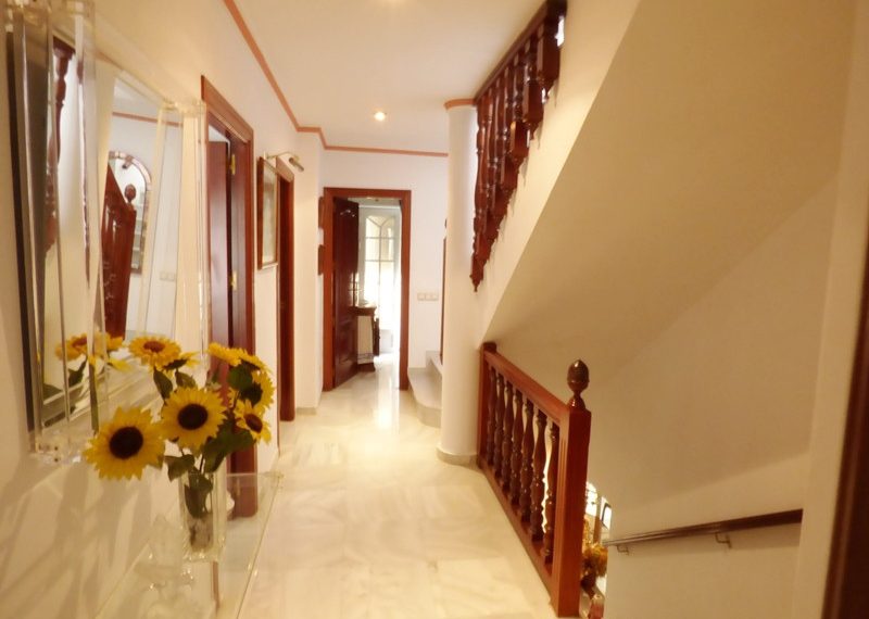 R2911550-Townhouse-For-Sale-Marbella-Terraced-6-Beds-254-Built-18